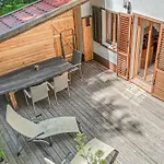 Feriehus House By The Stream - Happy