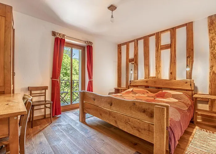 House By The Stream - Happy * Avce