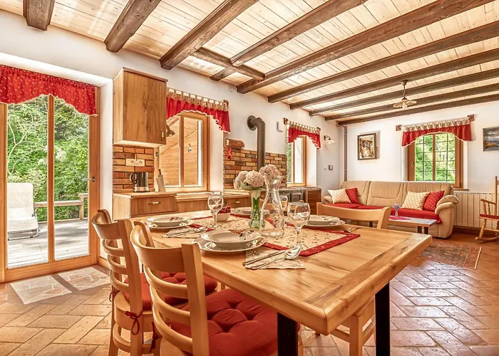 Dom wakacyjny House By The Stream - Happy *