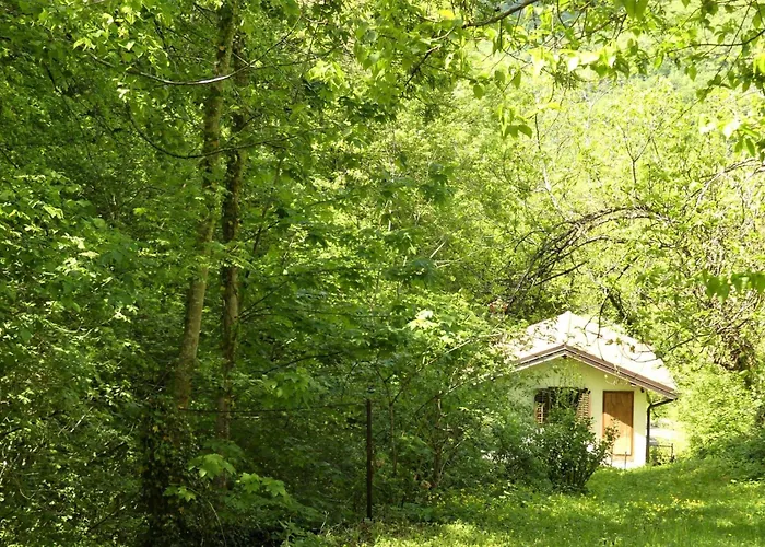 House By The Stream - Happy Dom wakacyjny Avce